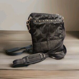 Coach Signature Stripe Studded Shimmer File bag Black Crossbody 42020 GUC Rare